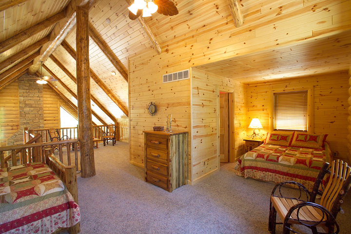 knotty pine paneling